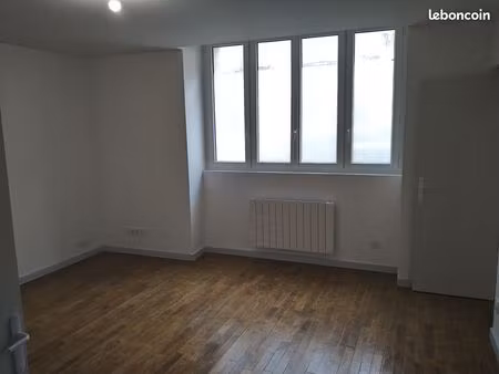 location t1