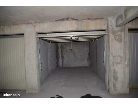 garage à louer