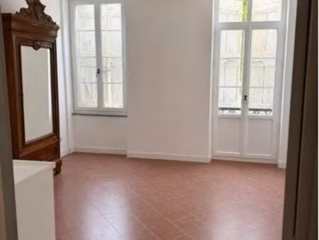 appartement t3 de charme – 50 m² – 650 charges comprises – castelnaudary