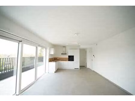 penthouse neuf 3 chambres à louer