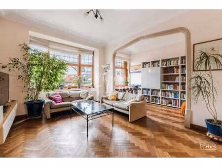st gilles/chatelain : bel appartement 2 chambres - 116 m²