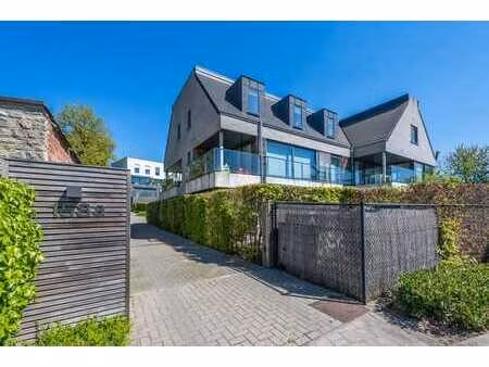duplex luxueux avec 3 ch  terrasse ensolleilé et parking