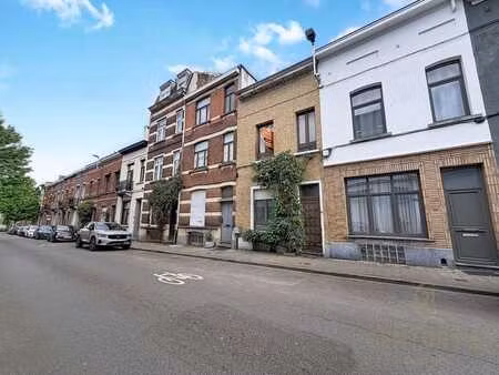 maison 3 chambres à rénover avec extérieur