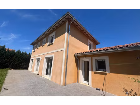 maison parcieux 172 m² t-6 à vendre  580 000 €