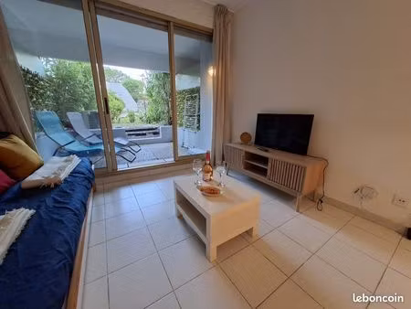 location t2 meublé avec jardin marina baie des anges (villeneuve-loubet)