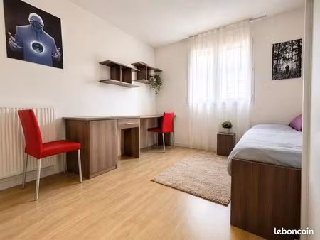 studio 1 pièce 19 m²