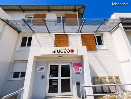 studio 1 pièce 19 m²