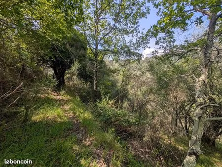 terrain 32 m² lucéram