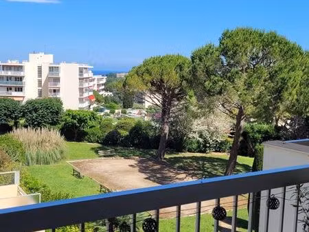 a vendre 3 pieces 67m2 380 000euros
