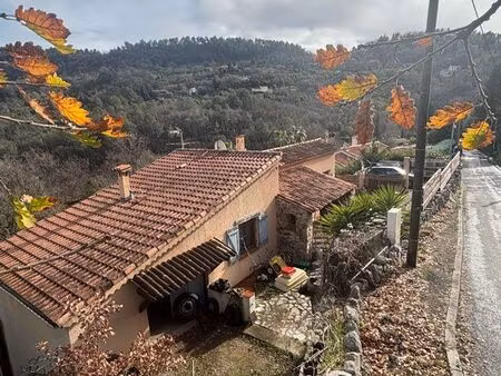maison avec travaux le bar sur loup