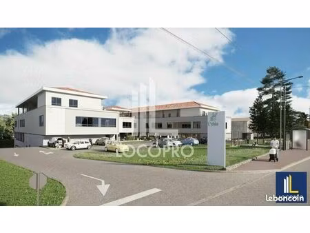 local commercial 1 661 m²