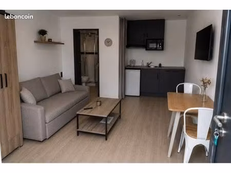 studio proche rivière