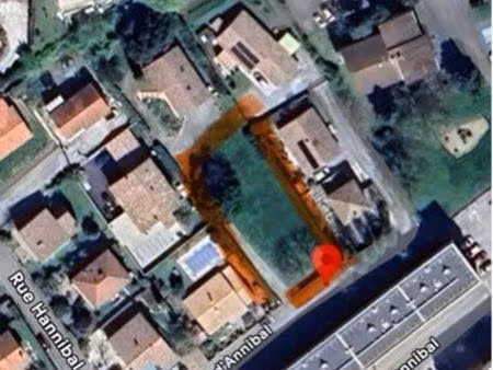 terrain à bâtir de 500 m2 plat et clôturé