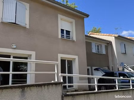 villa 5 pièces 100 m²