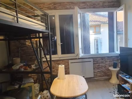 loue studio meublé