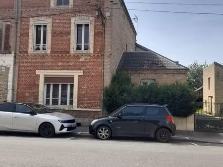 vente maison 107m2 avec fort potentiel  cour fermée