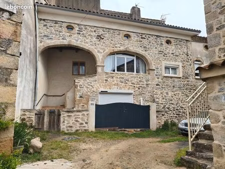 maison en pierre