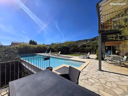 maison individuelle 4/5 chambres + t2 garage piscine