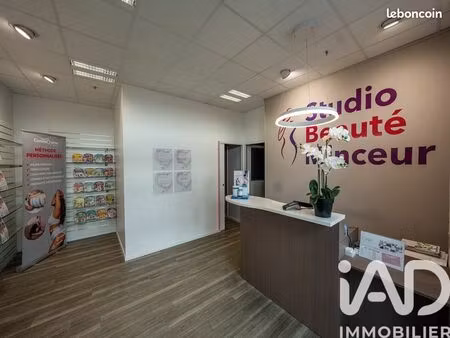 local 68 m² aubenas