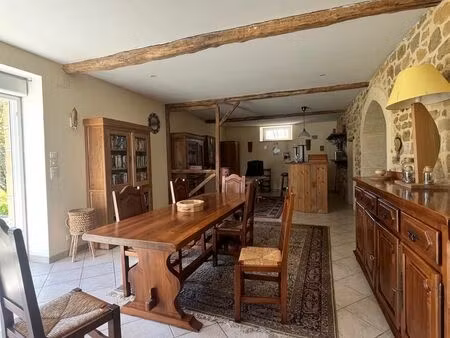 maison 6 pièces 265 m²