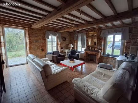 maison individuelle rénovée avec terrain de ± 9.000 m²