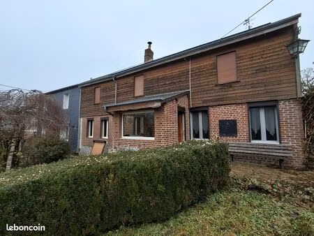 ensemble immobilier composé de deux maisons d'habitation
