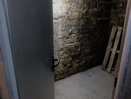 cave spacieuse 3 6 m² - montreuil - saine  sécurisée