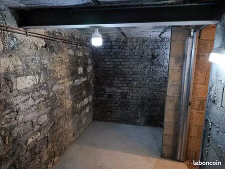cave spacieuse 8 2 m² - montreuil - saine  sécurisée