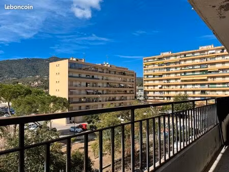 t3 à rénover résidence binda