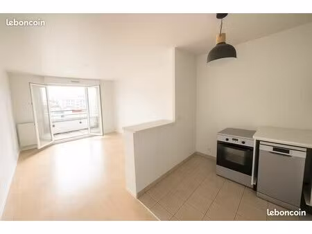 appartement 3 pièces 64 m² + balcon + parking sous-sol