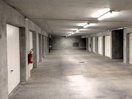 garage à louer - ajaccio