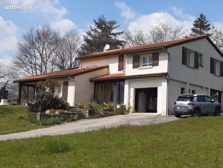 proche foix maison 130 m2