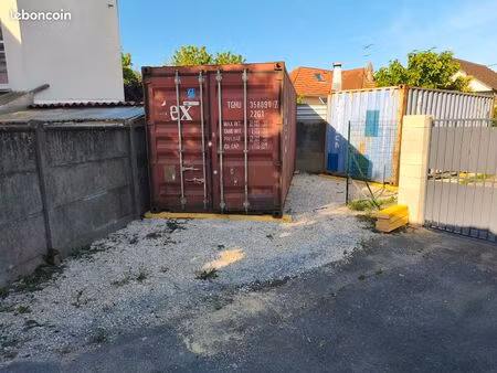 loue container 20 pieds+ terrain