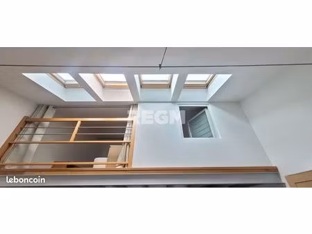 loft/atelier/surface 5 pièces 149 m²