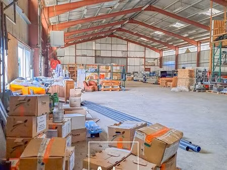 entrepot - logistique 252 m² saint sornin lavolps