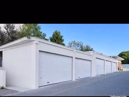 garage double 25m2 - bonneveine