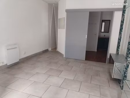 local commercial