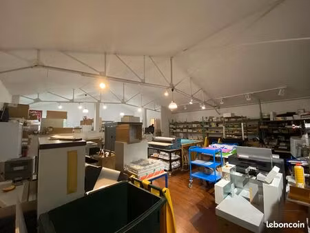 local commercial 250 m² bourges
