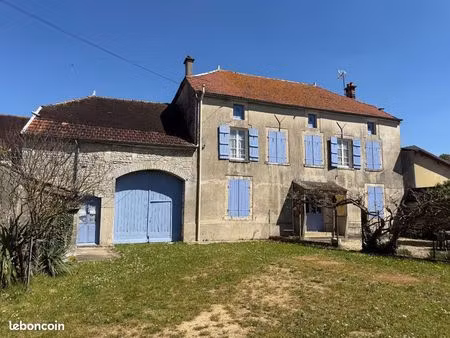 maison 6 pièces 148 m²