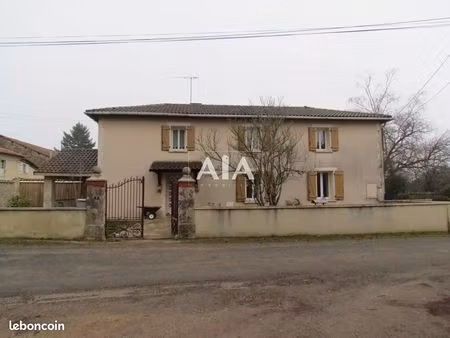 propriété 7 pièces 1660 m²
