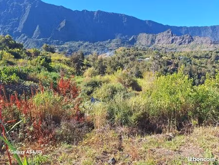 terrain 1 950 m² cilaos