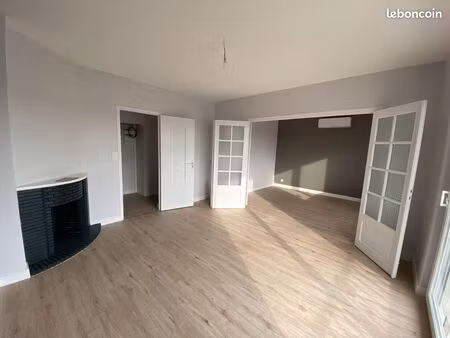 appartement t4 climatisé avec balcon  garage et jardin privatif