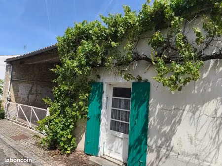 maison 2 pièces 100 m²