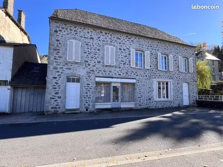 maison 10 pièces 280 m²