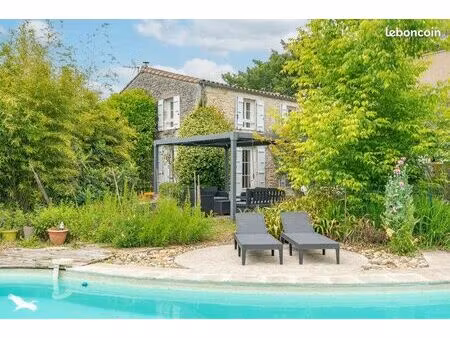 maison 5 pièces 104 m²