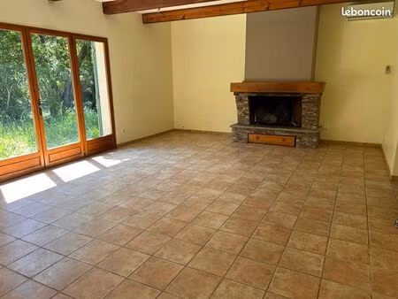 vend villa morta