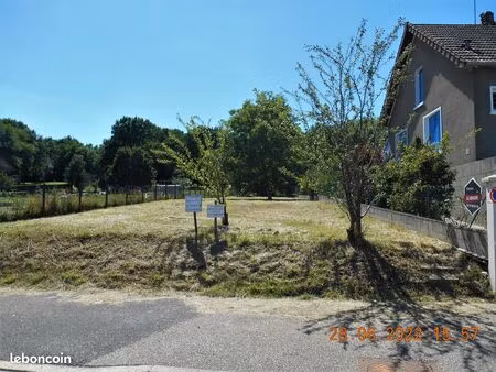 vente terrain à batir à léré