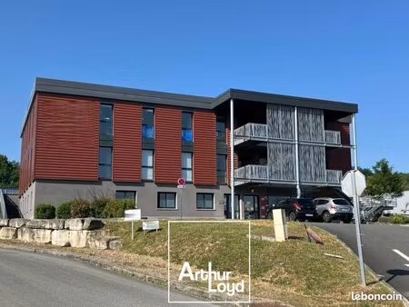 bureaux 67 m² notre dame de sanilhac