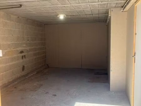 garage / local de stockage 87 m² – ladoix-serrigny