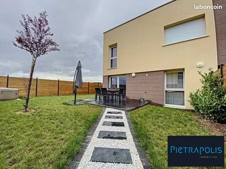 maison 4 pièces 82 m²